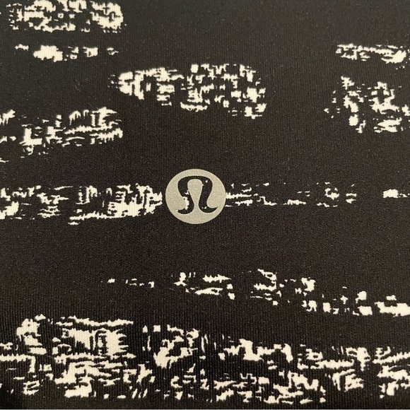 Lululemon Wunder Under Crop High Rise Leggings in Graf Black White 4 W6ABHS - Picture 5 of 9